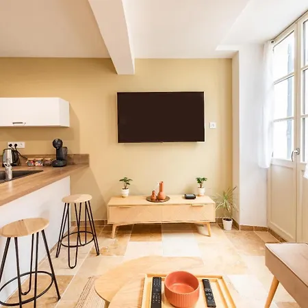 Plein Centre - Climatisé - Proche Cité Médiévale Appartamento