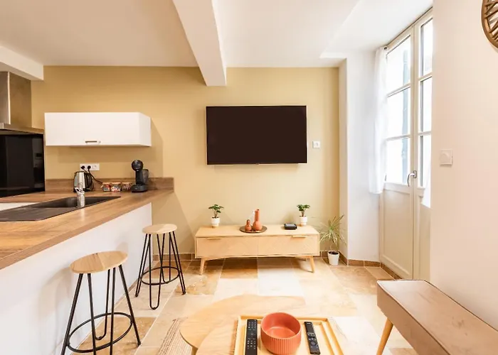 Plein Centre - Climatise - Proche Cite Medievale Apartment