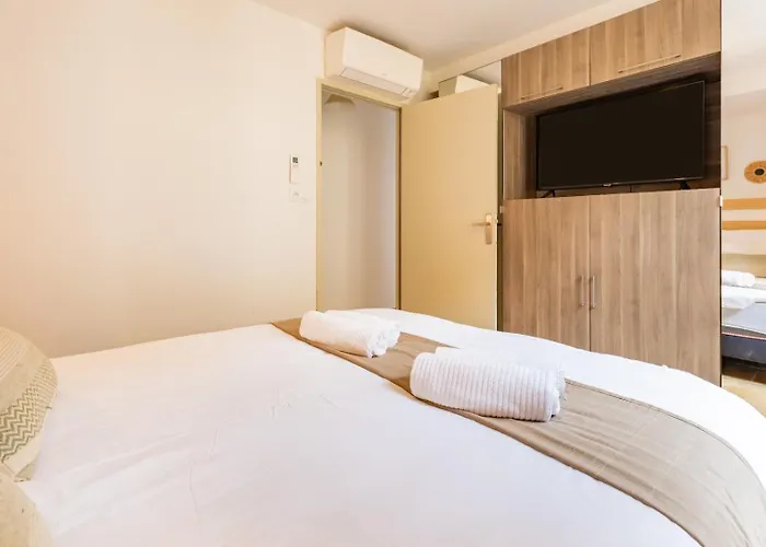 Apartment Plein Centre - Climatise - Proche Cite Medievale Carcassonne