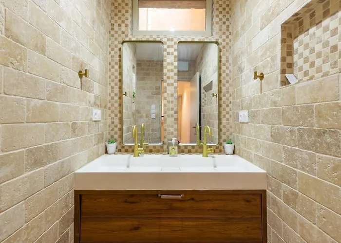 Plein Centre - Climatise - Proche Cite Medievale